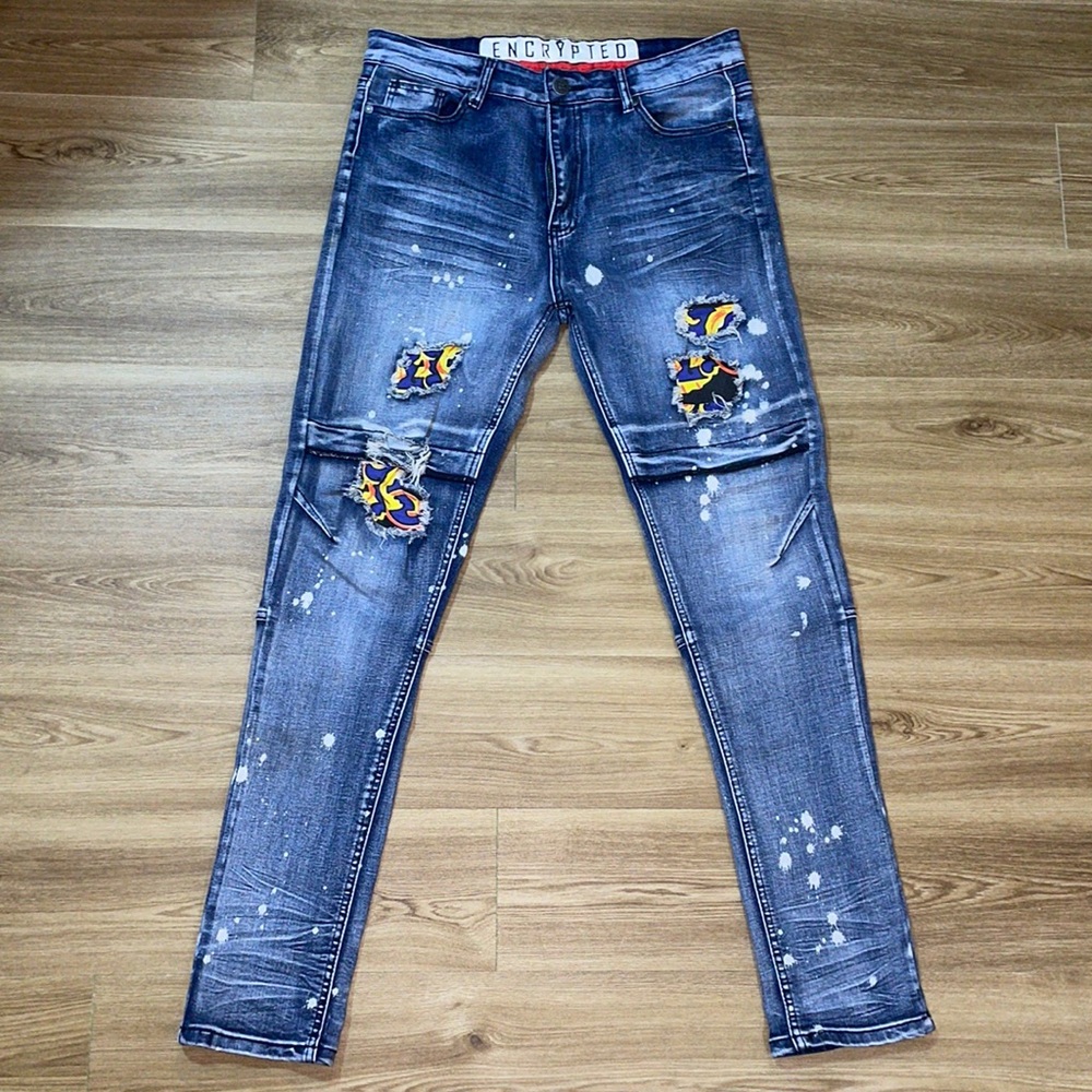 Encrypted Blue jeans w/ patch design
